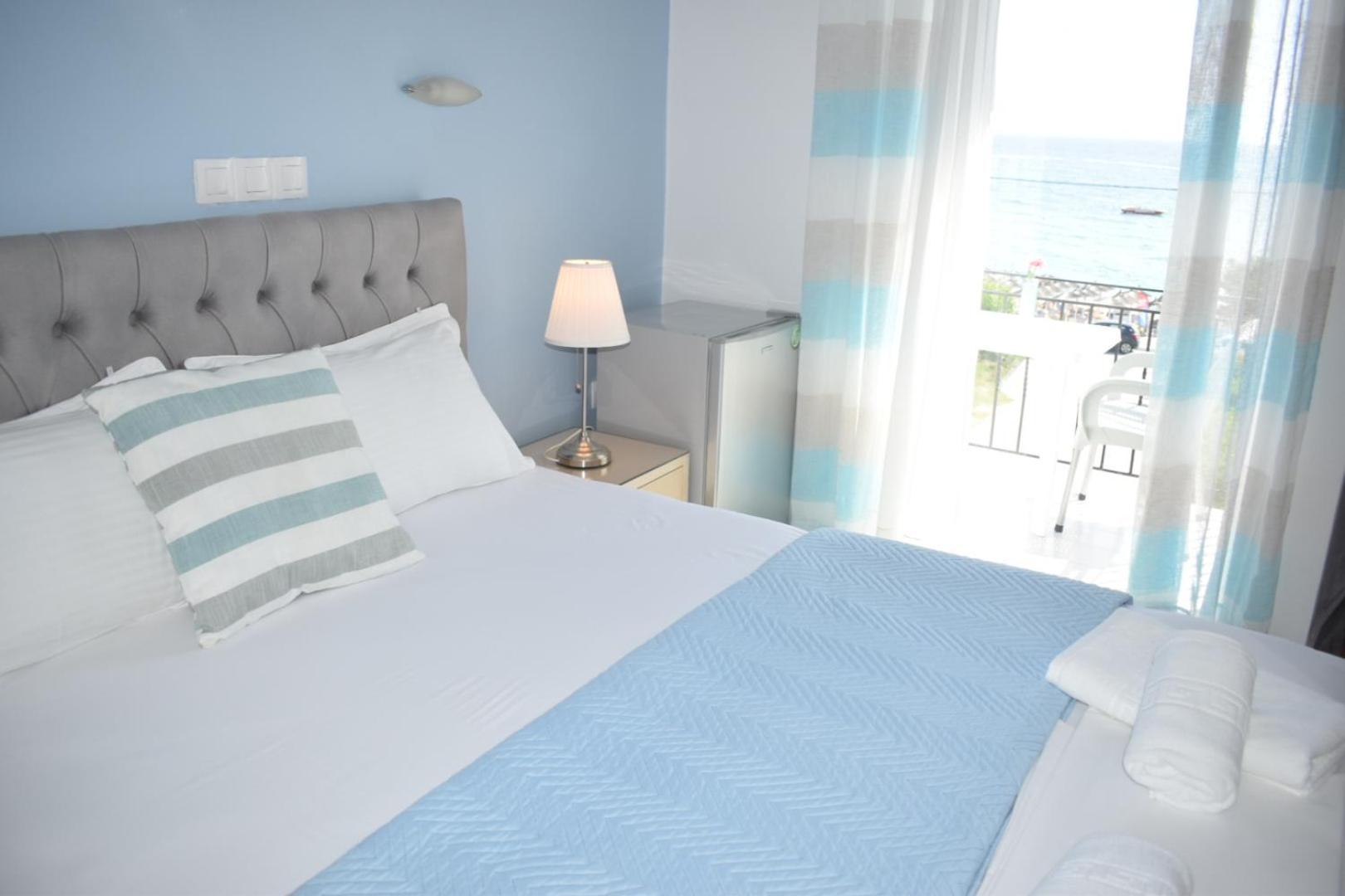 Mirto Beach Hotel & Restaurant Paralia Vrachou Extérieur photo