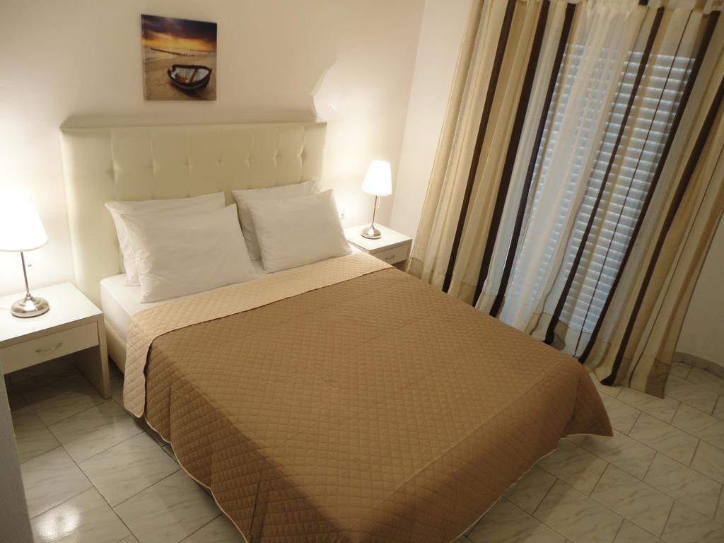 Mirto Beach Hotel & Restaurant Paralia Vrachou Extérieur photo